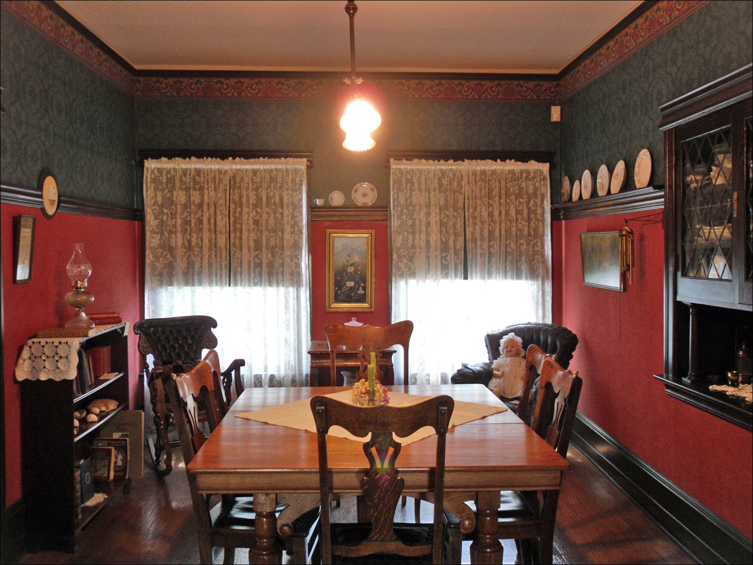 Ritzville, WA- Dr Burroughs home tour~dining room
